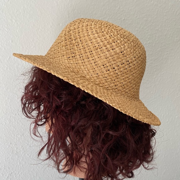 🚨[SOLD] Woven Wicker Hat - Picture 4 of 4